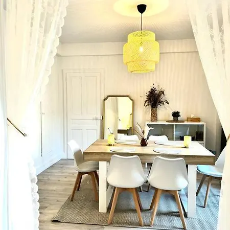L Etoile Appartement Tout Confort A Epinal Gare Classe 3 Etoiles Exterior photo